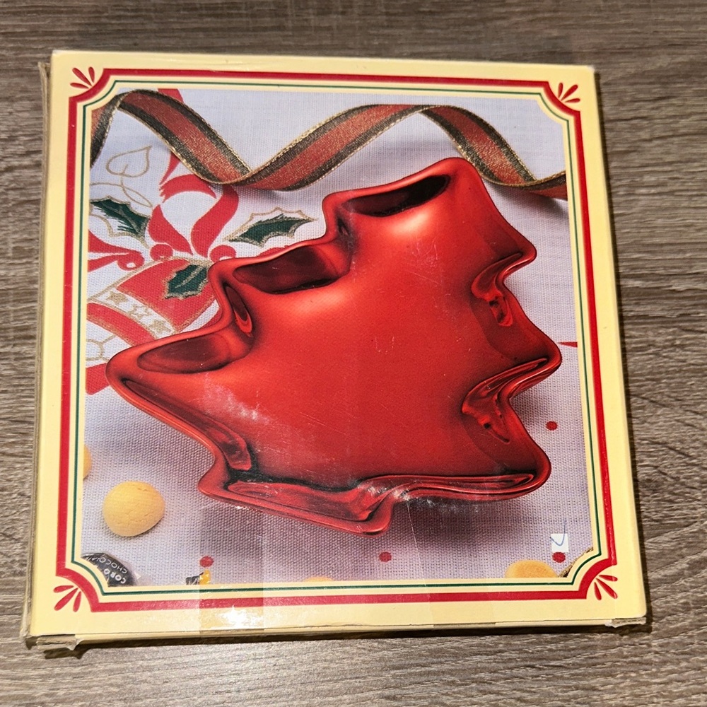 Red Maple Leaf Cookie Cutter